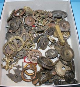 Box Lot of Drawer Pulls