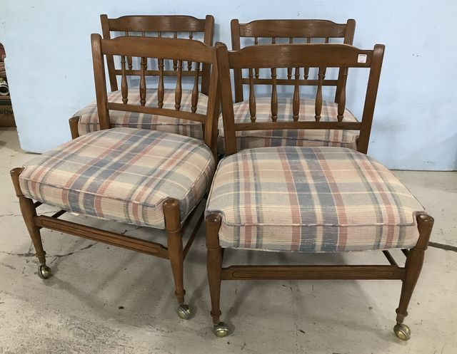 Early American Dining Room Chairs For Sale