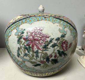 Chinese Porcelain Hand Painted Ginger Jar