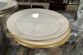 Set of Porcelain Dinner Plates