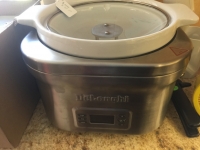 Delonghi Slow cooker brand new 