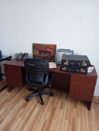 Desk & Chair